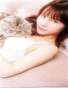《曰本美女一级视频》