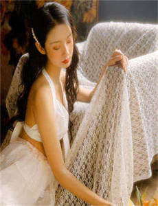 《色中色快播》