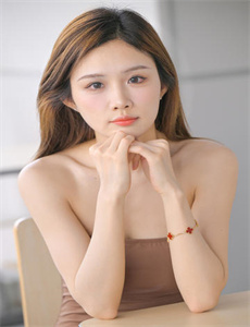 《女巫季节》