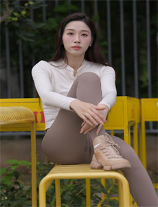 《缺宅男女下载》