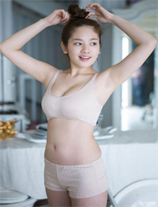 《熟女人妻私密按摩内射》