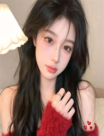 探索水晶人的奥秘：隐藏细节与深层意义