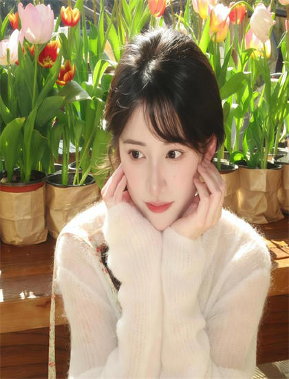 文化研究：笑嗷喜剧人如何展现粉丝的社群运营与互动营销 揭示电影的文化价值与意义